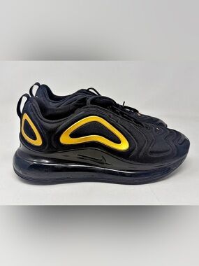 Nike Air Max 720 GS Black Metallic Gold Sneakers 5.5Y